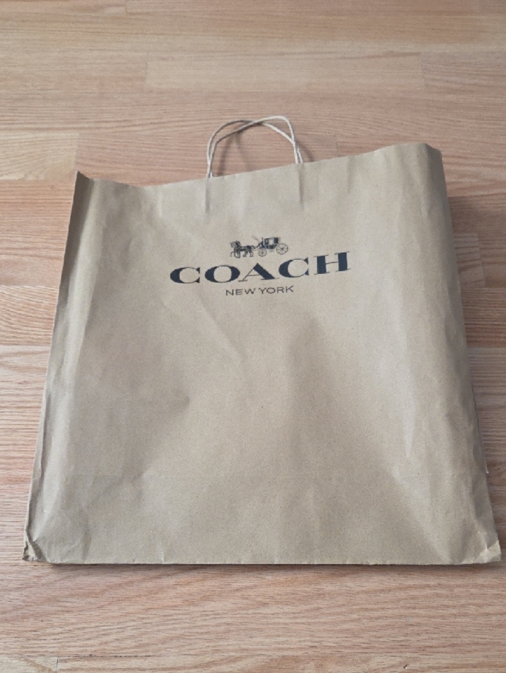 Coach New York Brown Gift Box With Gift bag - Picture 4 of 4